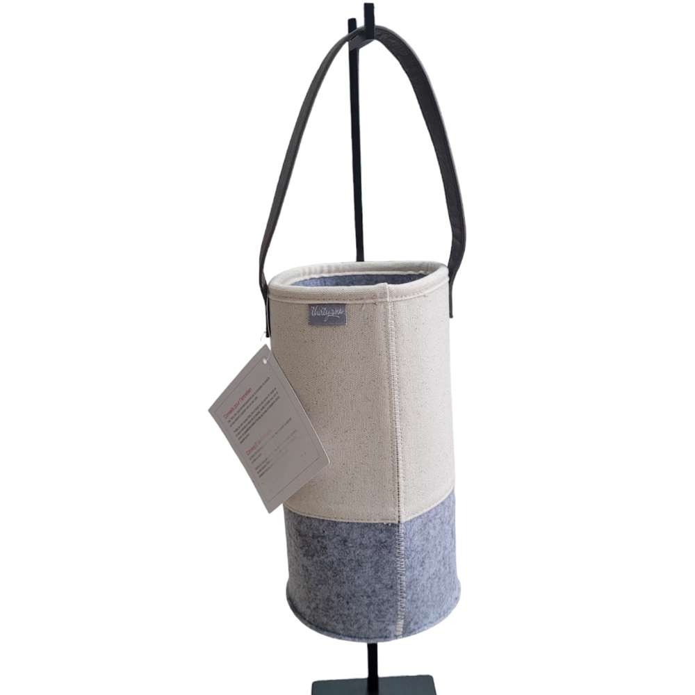 Thirty-One Cylinder Felt Wine Gift Bag